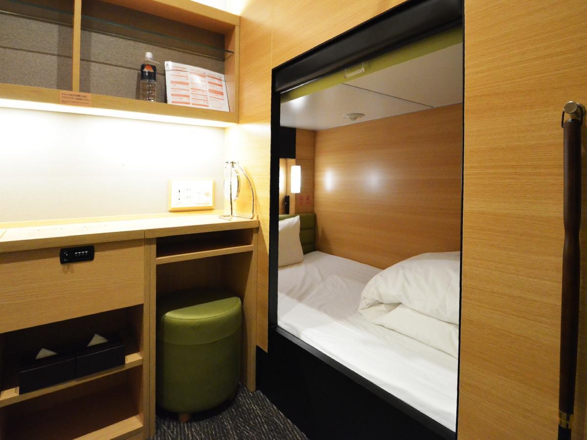 Global Cabin Tokyo Suidobashi Zewnętrze zdjęcie