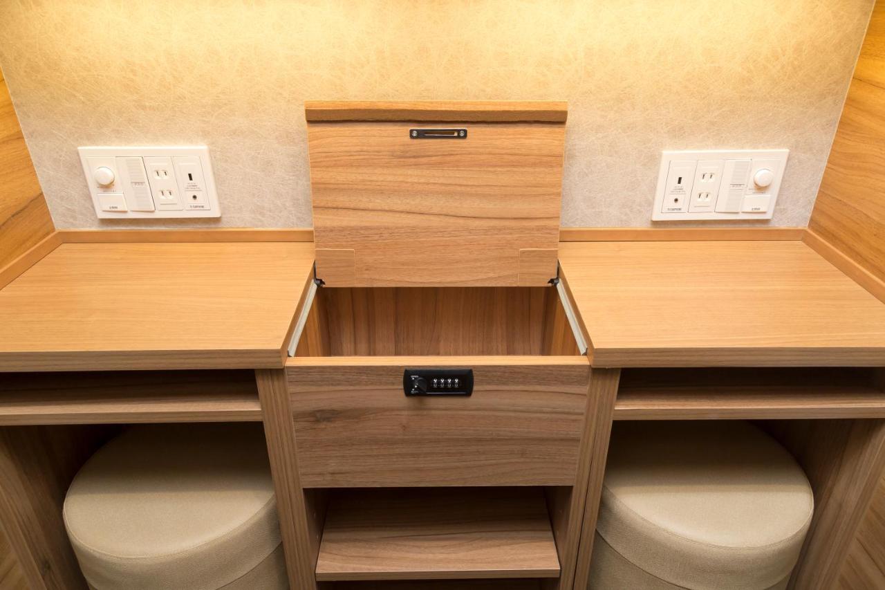 Global Cabin Tokyo Suidobashi Zewnętrze zdjęcie