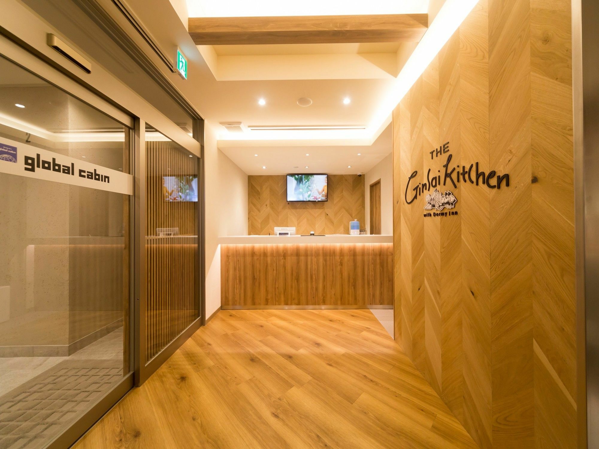 Global Cabin Tokyo Suidobashi Zewnętrze zdjęcie