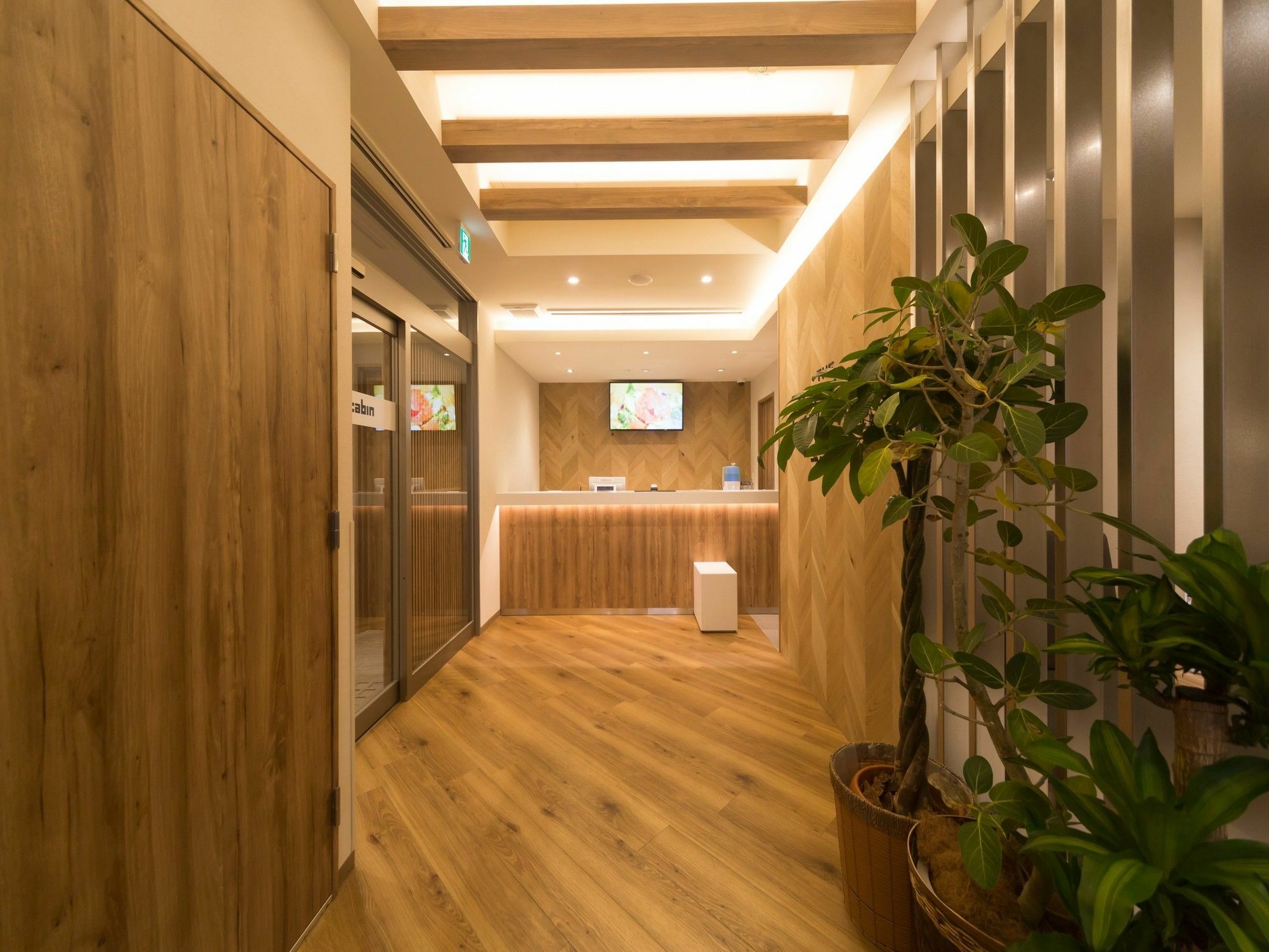 Global Cabin Tokyo Suidobashi Zewnętrze zdjęcie